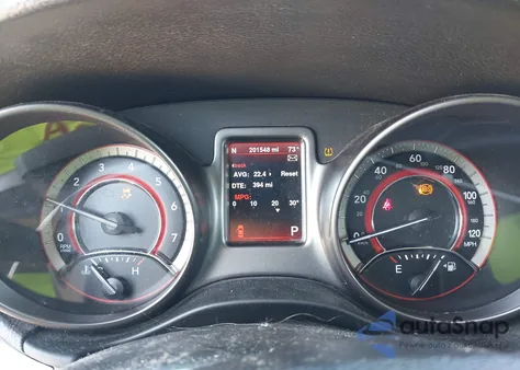 2016 Dodge Journey Crossroad Plus z USA, uszkodzony, nr VIN 3C4PDCGB3GT138639